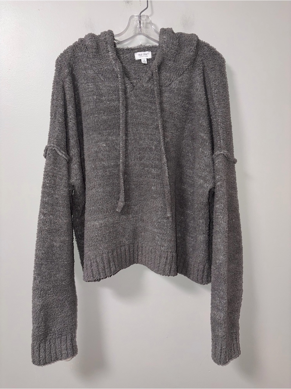 True Craft Gray Fuzzy Hooded V Neck Cropped Pullover Stretch Sweater Women’s 3X